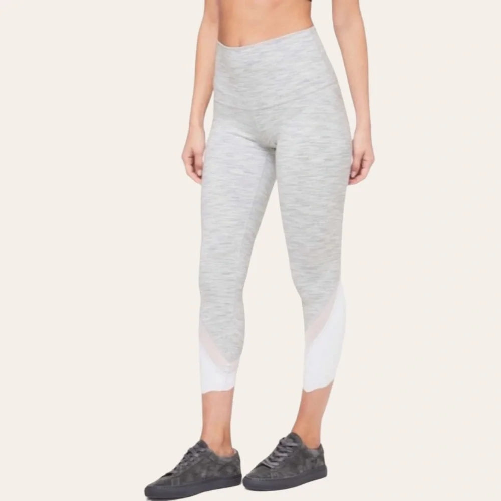 Lululemon Wunder Under Crop Scallop 💕